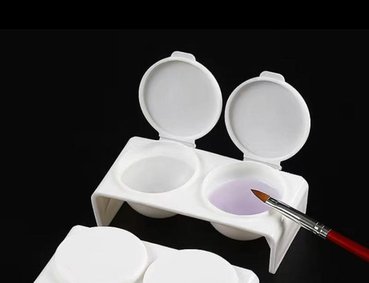 Liquid Behälter mit Deckel